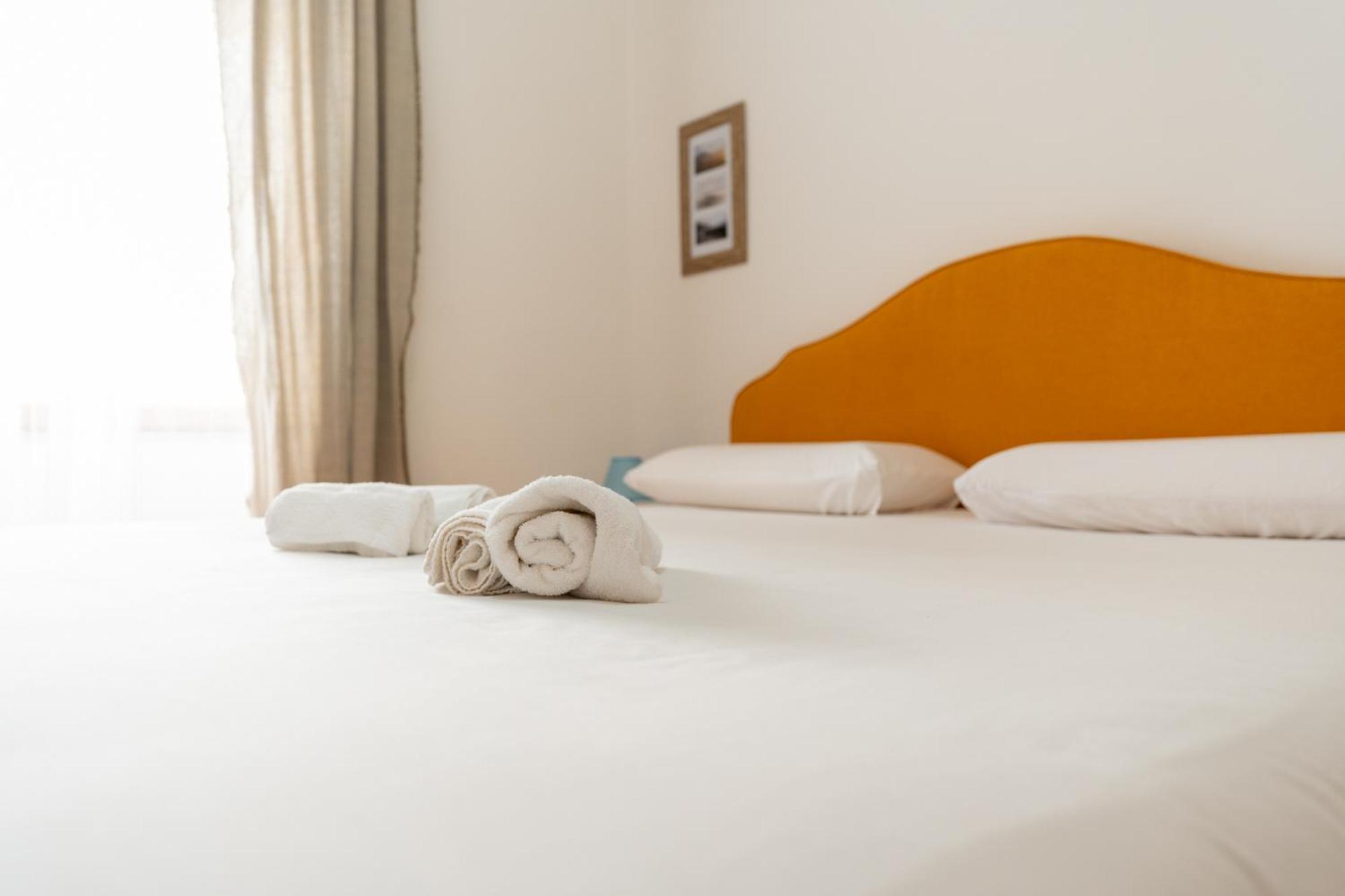 Tombolata Hotell Napoli Eksteriør bilde
