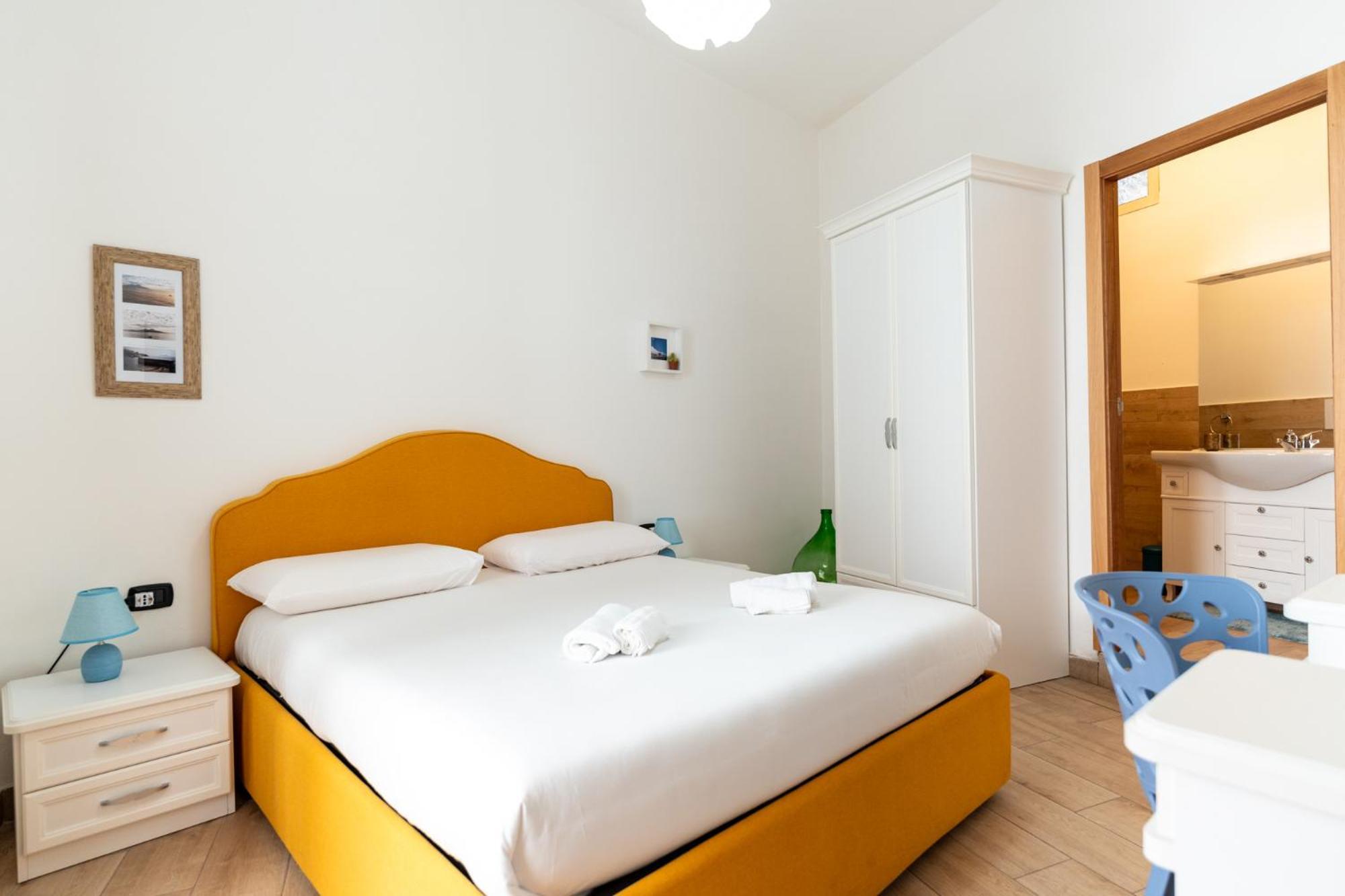 Tombolata Hotell Napoli Eksteriør bilde
